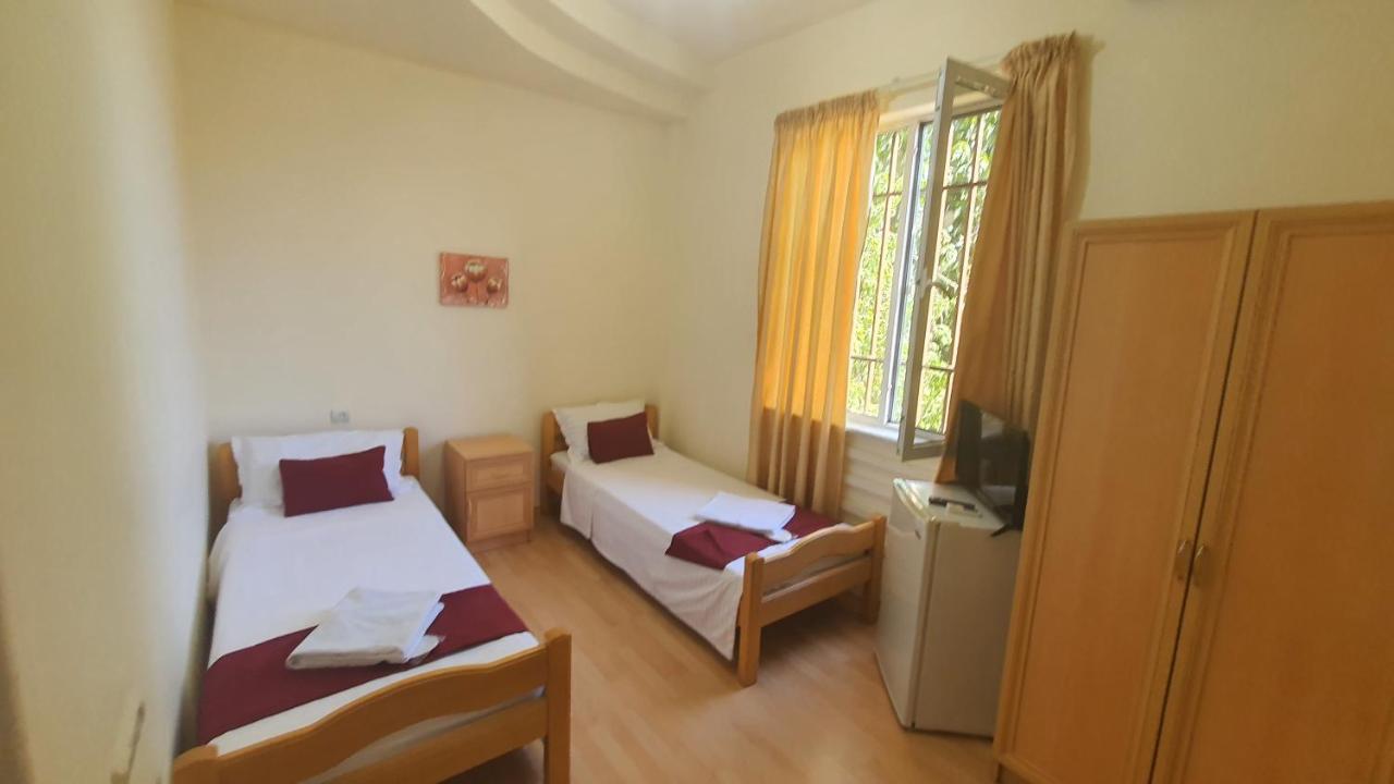 Kesabella Touristic House Bed & Breakfast P'arak'ar Eksteriør bilde